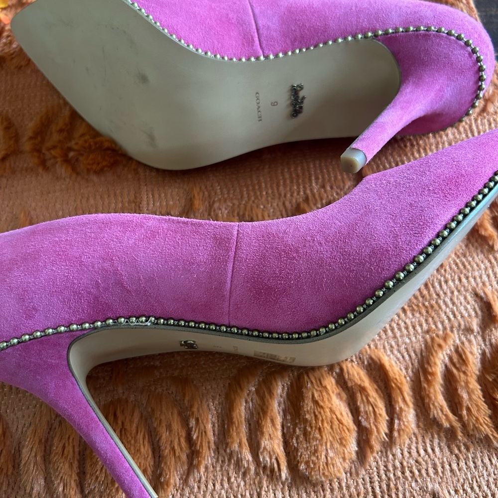 Coach Waverly85 Beadchain Suede Heels - Picture 6 of 9